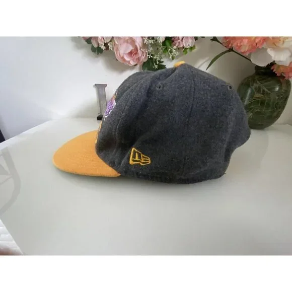 Los Angeles Lakers Hat Cap Gray‎ and Yellow Flannel with Logo Adjustable OS EUC